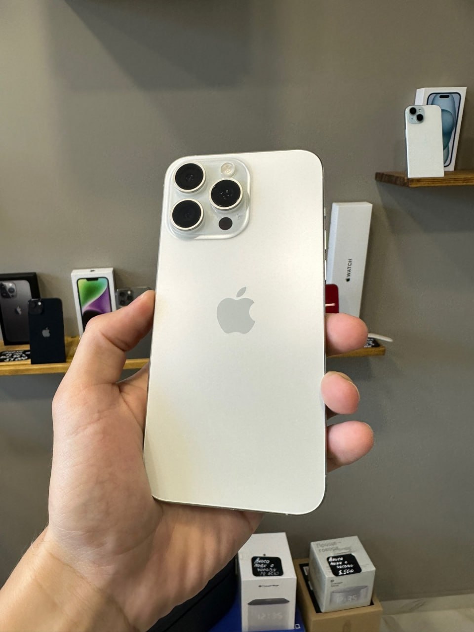 iPhone 15 Pro Max